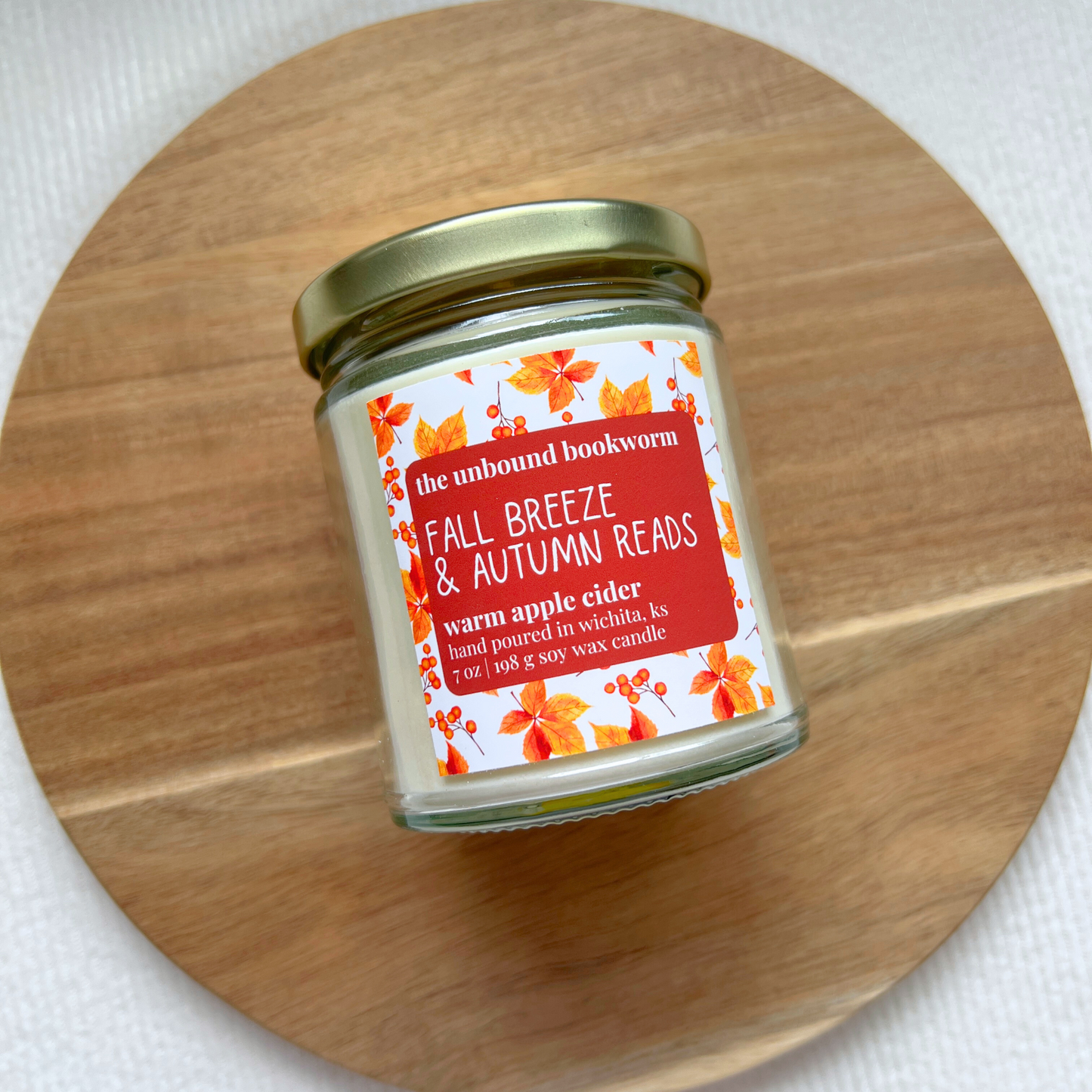 Fall Breeze & Autumn Reads Book Candle | 7 oz Soy Candle