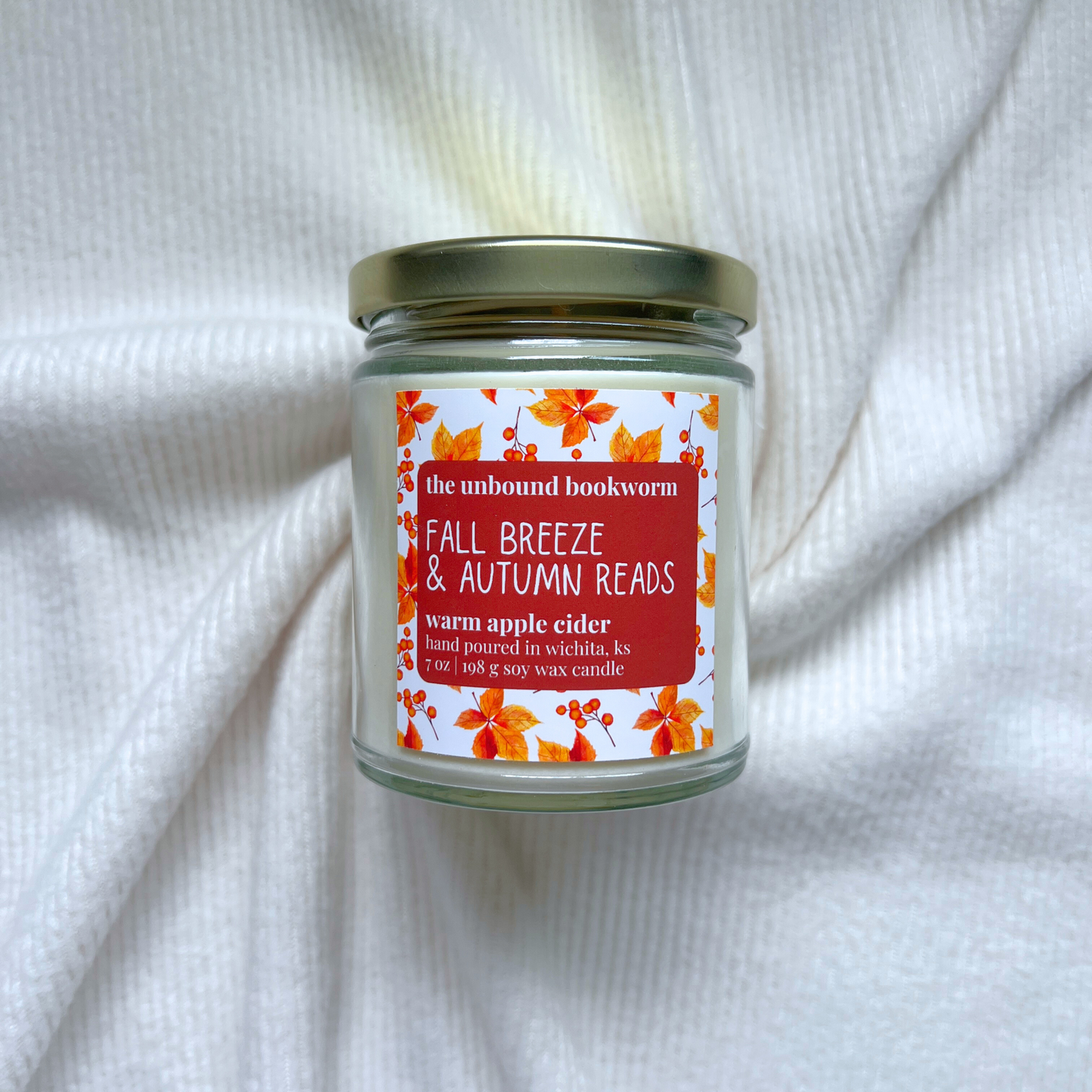 Fall Breeze & Autumn Reads Book Candle | 7 oz Soy Candle